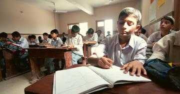 سماجی میل جول اور بعد از اسکول سیکھنے کی سرگرمیاں