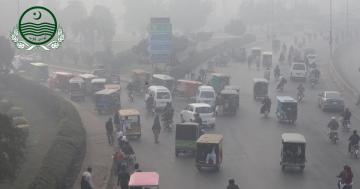 پنجاب نے سموگ سے نمٹنے والے شہروں میں سکولوں اور دفاتر میں چھٹی کا اعلان کر دیا۔