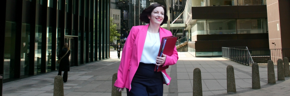 UK to favor global rules on AI in schools, says Sec Phillipson