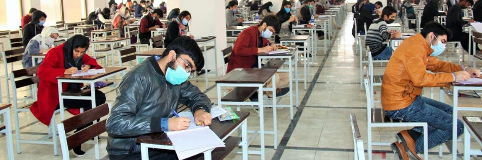 Pakistani Students to Get Full Marks for Leaked Questions in Cambridge Exams