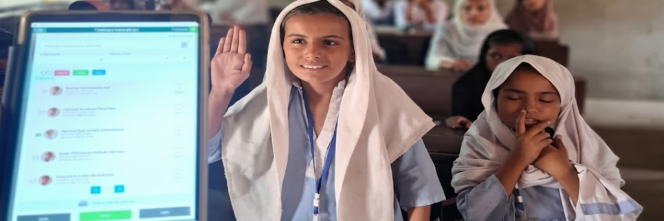 Sindh tests digital attendance system for 600 schools in 12 districts