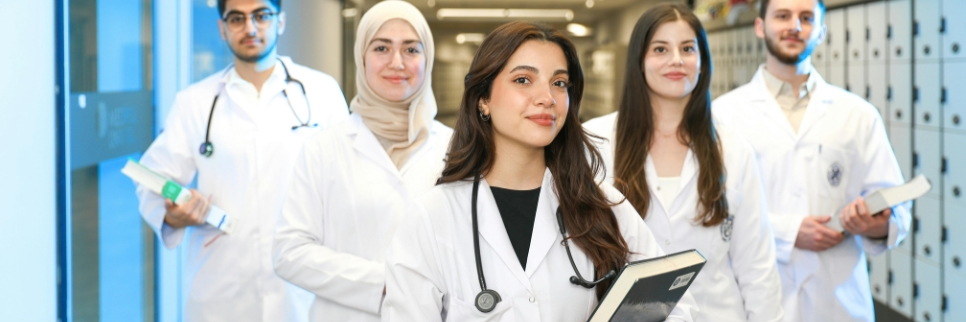 بنگلہ دیش نے پاکستانی طلباء کے لیے MBBS اور BDS میں داخلوں کا اعلان کر دیا۔